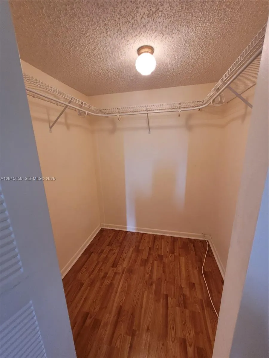 1800 Lauderdale Ave #1210 North Lauderdale, FL 33068