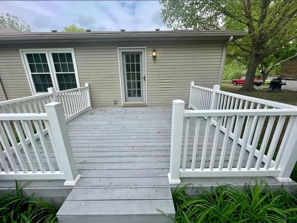 208 Greenwood Dr Paris, TN 38242