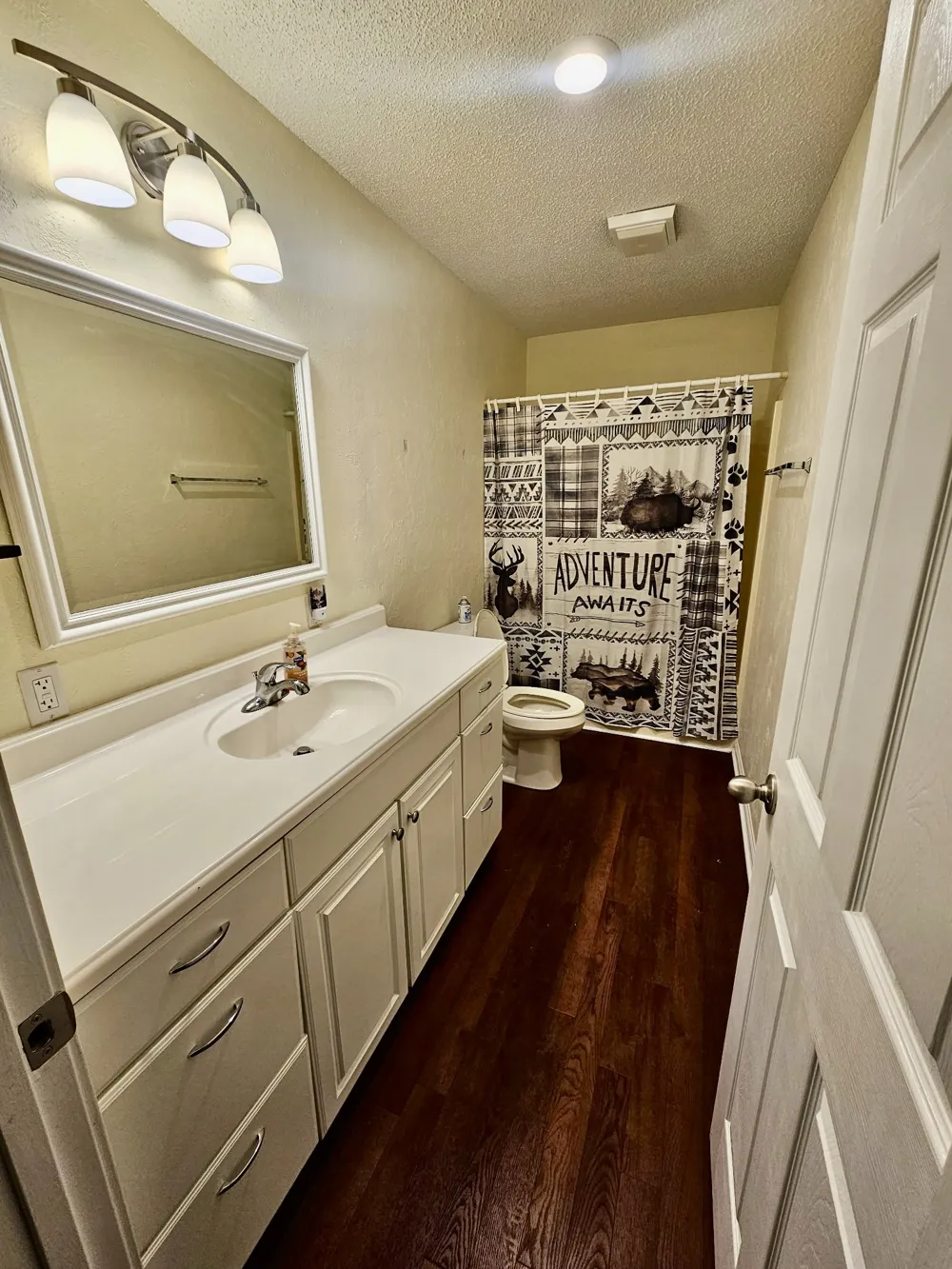 208 Greenwood Dr Paris, TN 38242