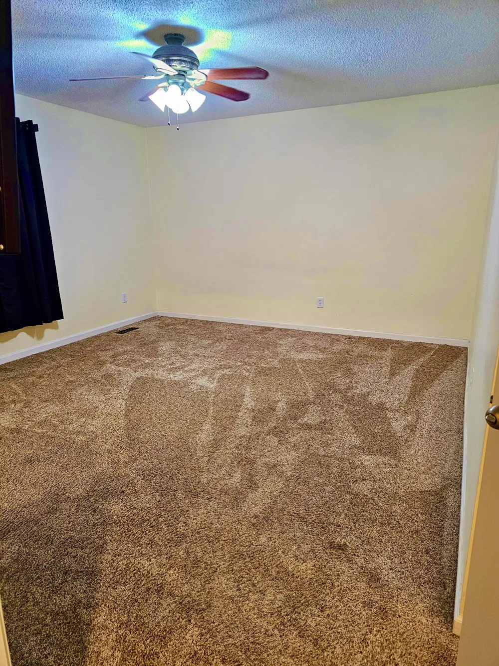 208 Greenwood Dr Paris, TN 38242