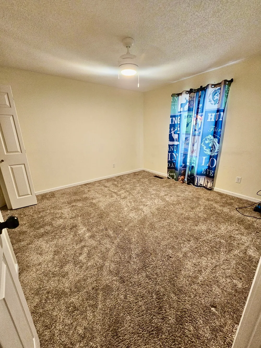 208 Greenwood Dr Paris, TN 38242
