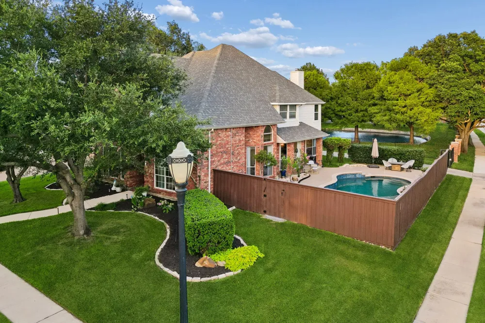 1427 Briar Meadow Drive Keller, TX 76248