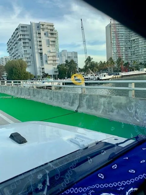 150 SE 25th Rd Slip # 7 Miami, FL 33129