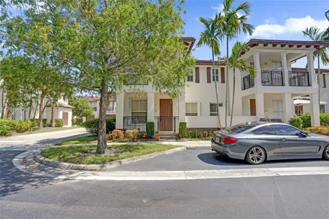 4760 Mimosa Pl #1001