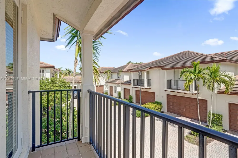 4760 Mimosa Pl #1001 Coconut Creek, FL 33073
