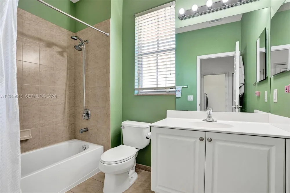 4760 Mimosa Pl #1001 Coconut Creek, FL 33073