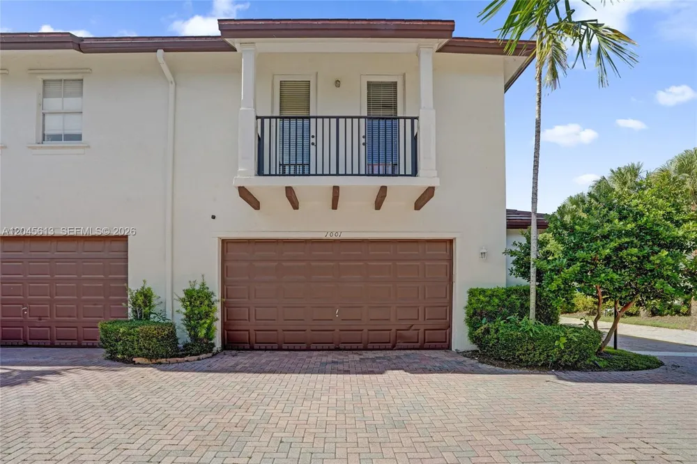 4760 Mimosa Pl #1001 Coconut Creek, FL 33073