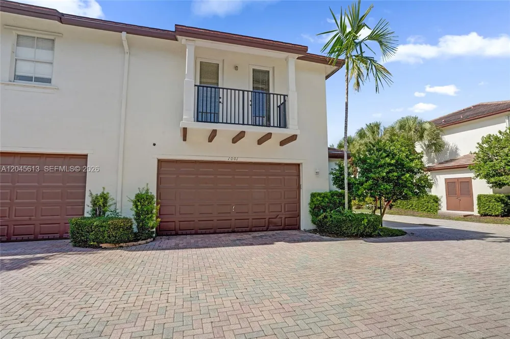 4760 Mimosa Pl #1001 Coconut Creek, FL 33073