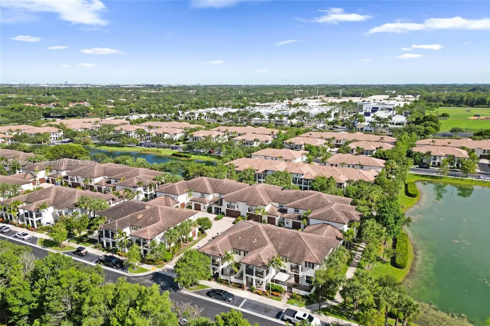 4760 Mimosa Pl #1001 Coconut Creek, FL 33073