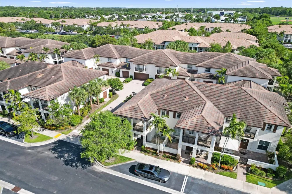 4760 Mimosa Pl #1001 Coconut Creek, FL 33073