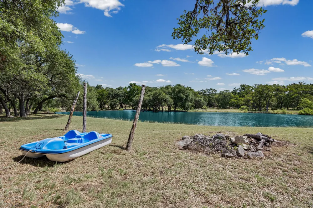1364 N Walnut Springs Drive Johnson City, TX 78636