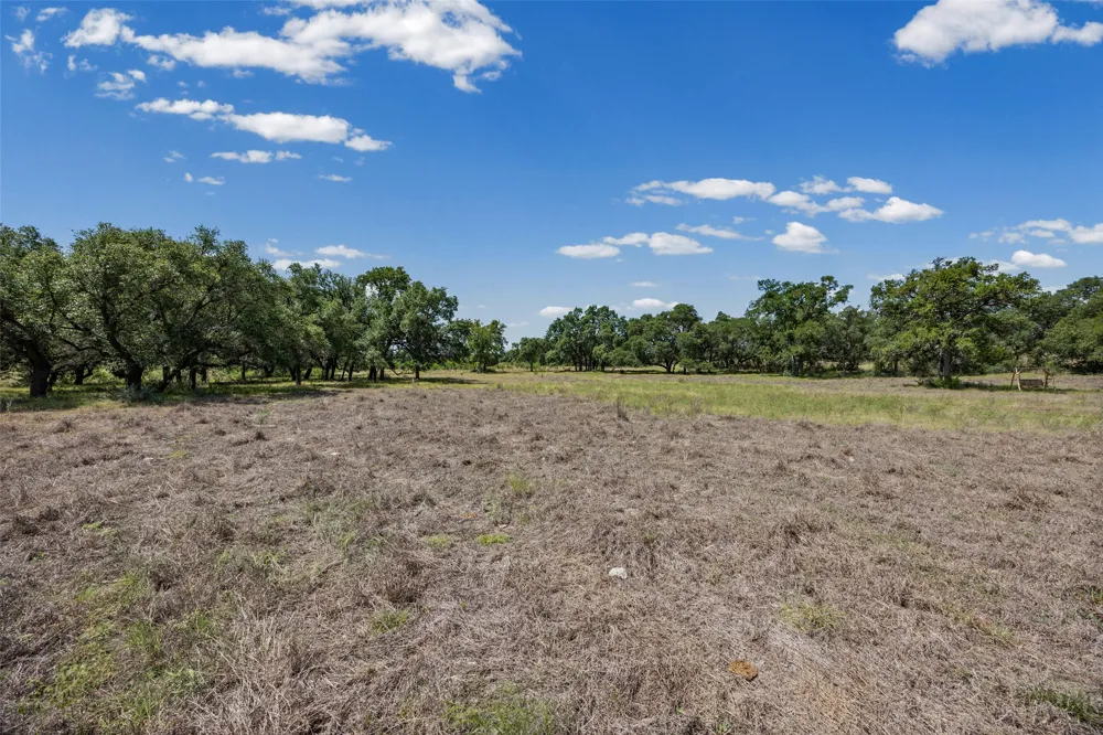 1364 N Walnut Springs Drive Johnson City, TX 78636