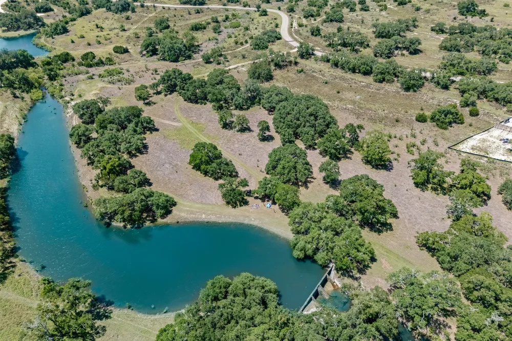1364 N Walnut Springs Drive Johnson City, TX 78636