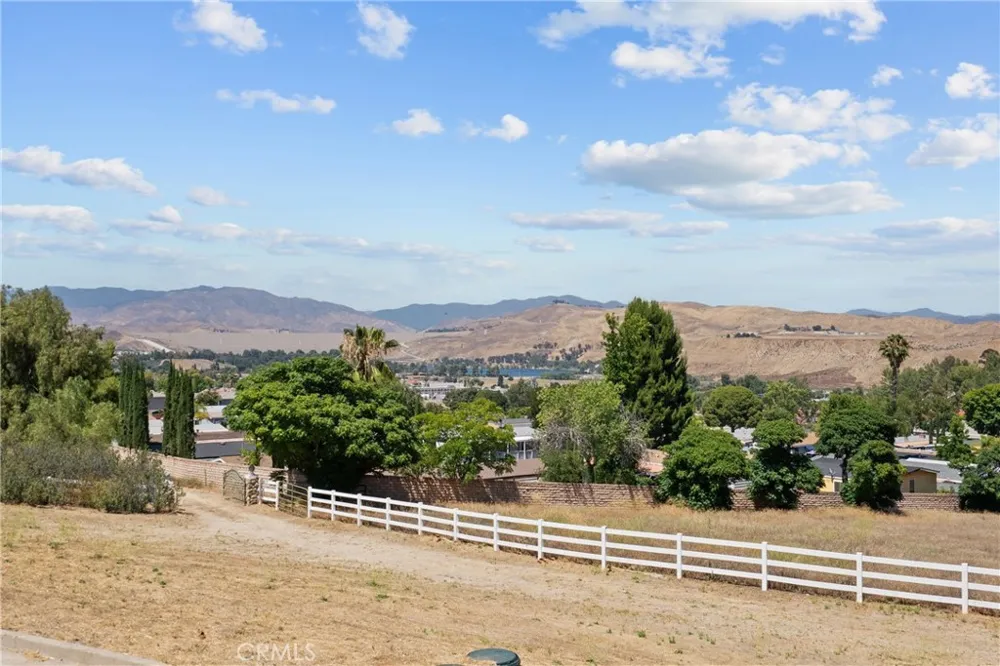 27772 Parker Rd Castaic, CA 91384
