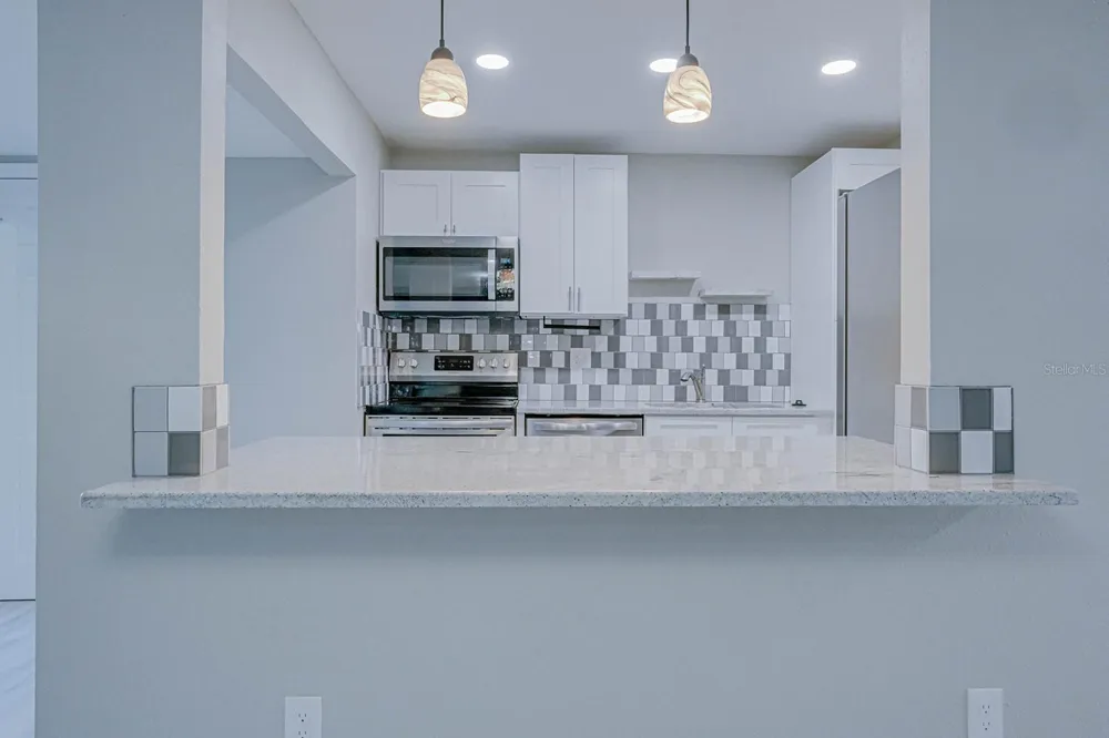 5135 NEWTON AVENUE S Gulfport, FL 33707