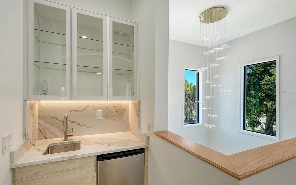 2483 BAY STREET Sarasota, FL 34237
