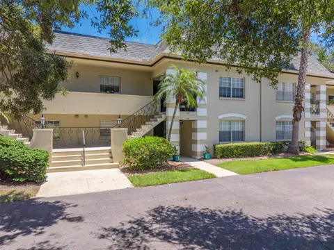 68 COUNTRY CLUB DRIVE
