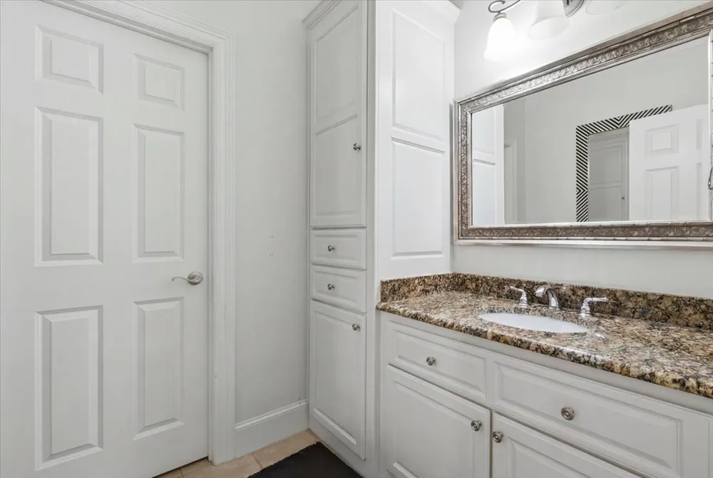 628 Deloache Street Westworth Village, TX 76114