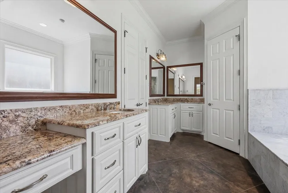 628 Deloache Street Westworth Village, TX 76114