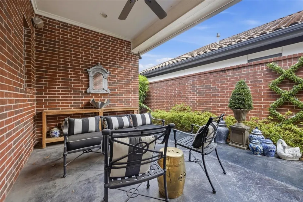 628 Deloache Street Westworth Village, TX 76114