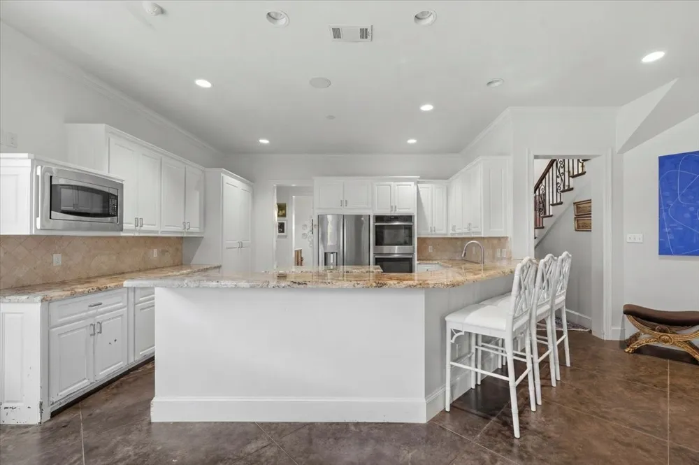 628 Deloache Street Westworth Village, TX 76114