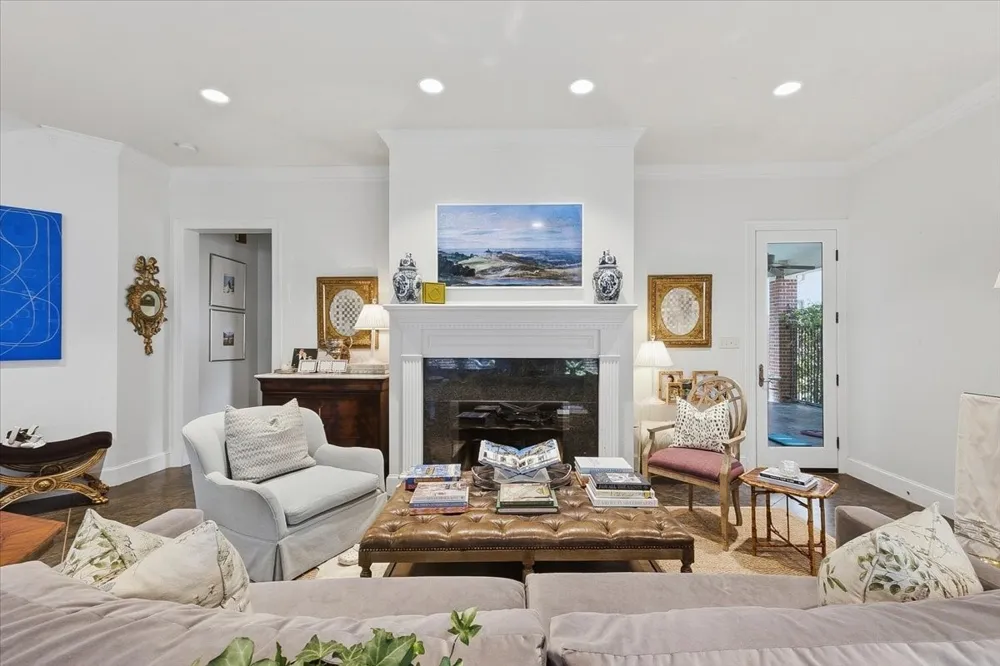 628 Deloache Street Westworth Village, TX 76114