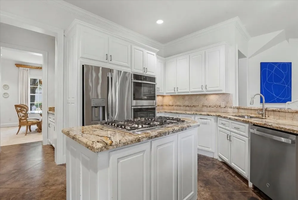 628 Deloache Street Westworth Village, TX 76114