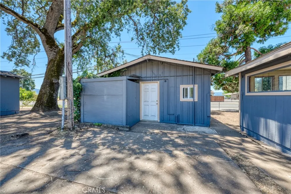 6304 Highway 20 E Lucerne, CA 95458