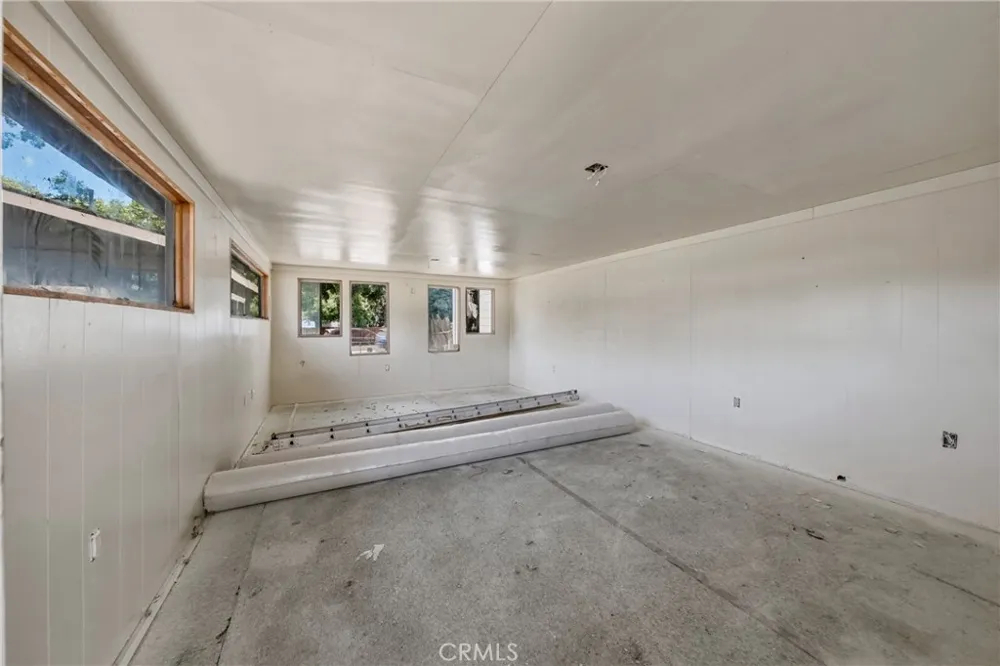 6304 Highway 20 E Lucerne, CA 95458