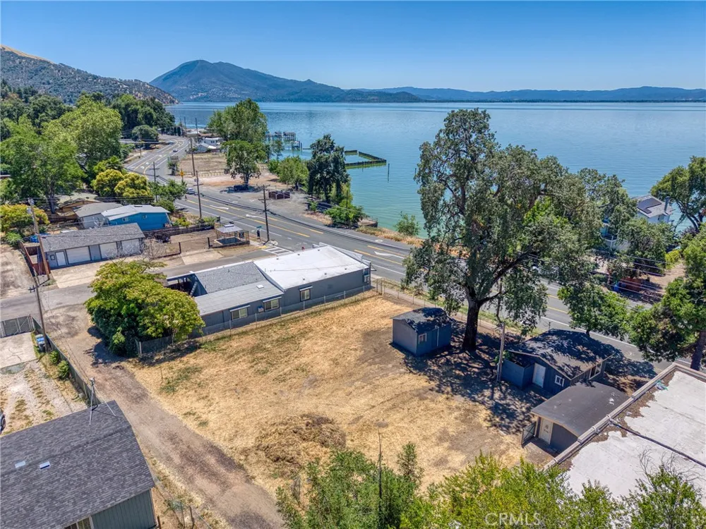 6304 Highway 20 E Lucerne, CA 95458