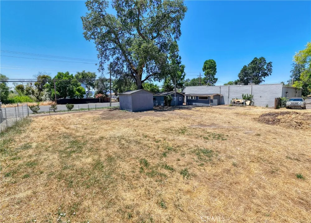 6304 Highway 20 E Lucerne, CA 95458