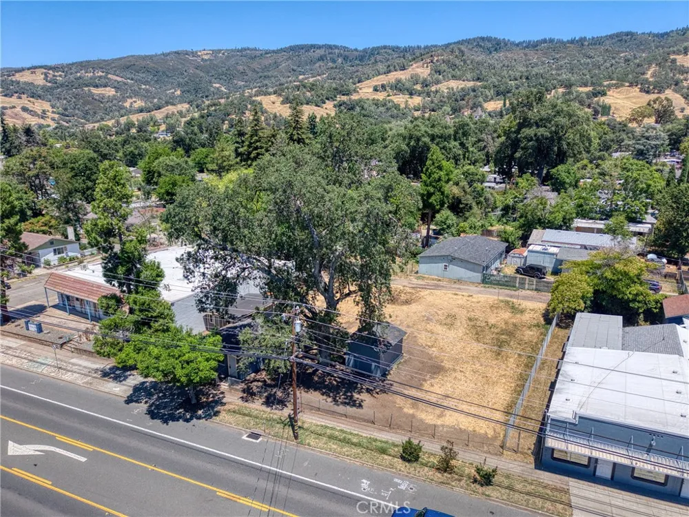 6304 Highway 20 E Lucerne, CA 95458