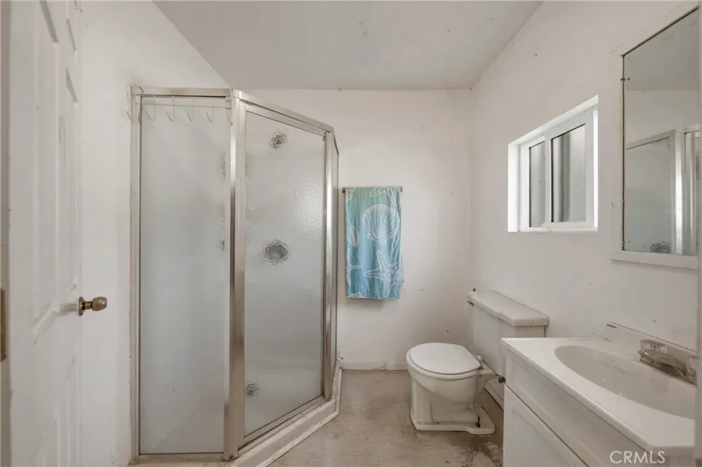 6304 Highway 20 E Lucerne, CA 95458