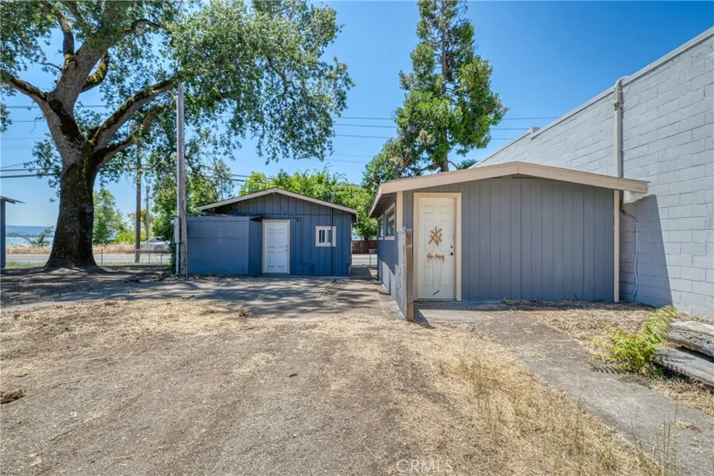 6304 Highway 20 E Lucerne, CA 95458