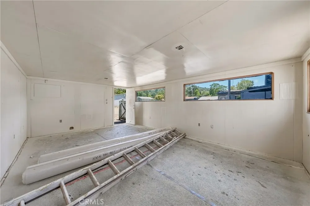 6304 Highway 20 E Lucerne, CA 95458