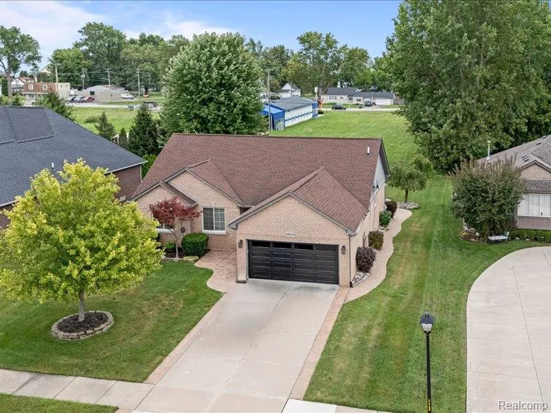29213 Rachid Lane Chesterfield Township, MI 48047