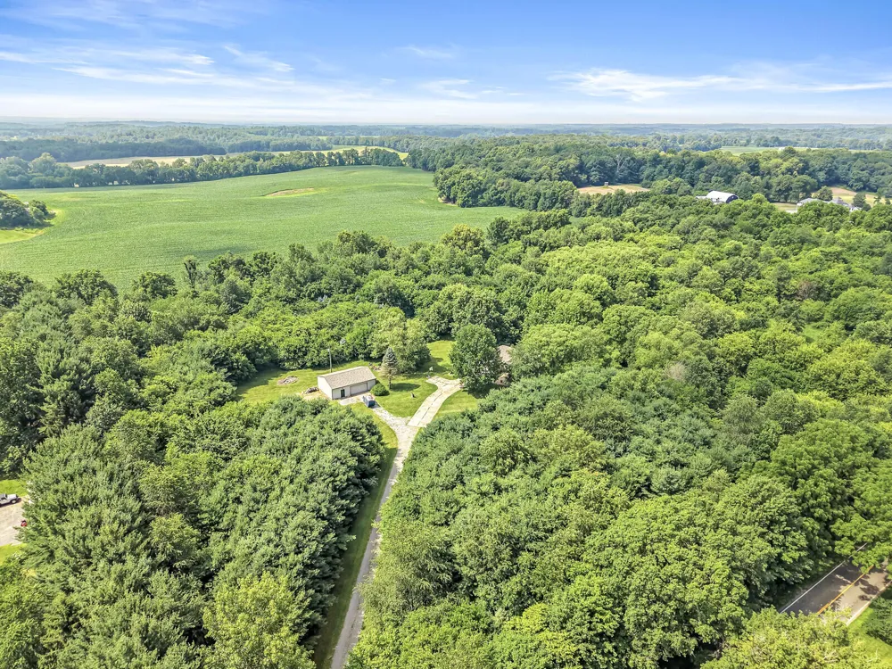 12033 Shavehead Porter Township, MI 49061