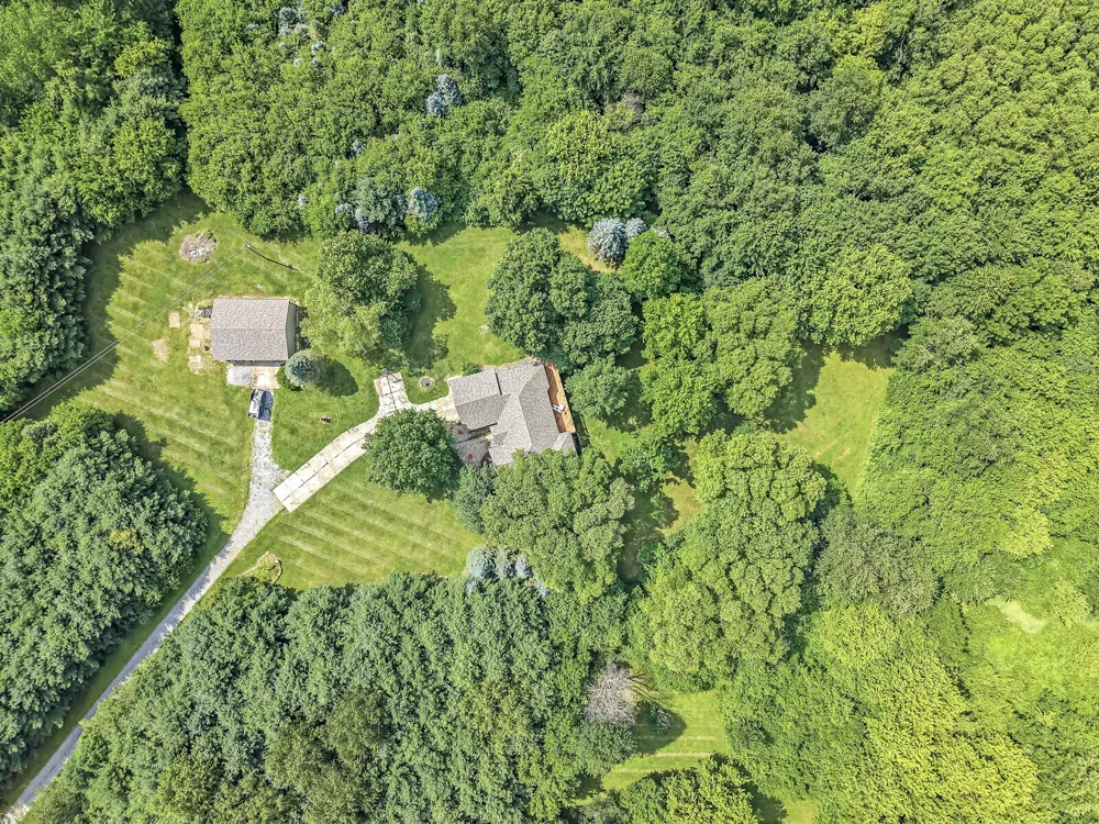 12033 Shavehead Porter Township, MI 49061