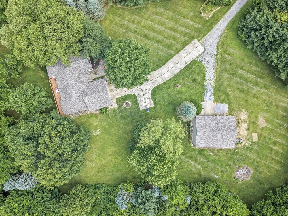 12033 Shavehead Porter Township, MI 49061