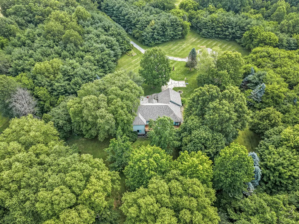 12033 Shavehead Porter Township, MI 49061