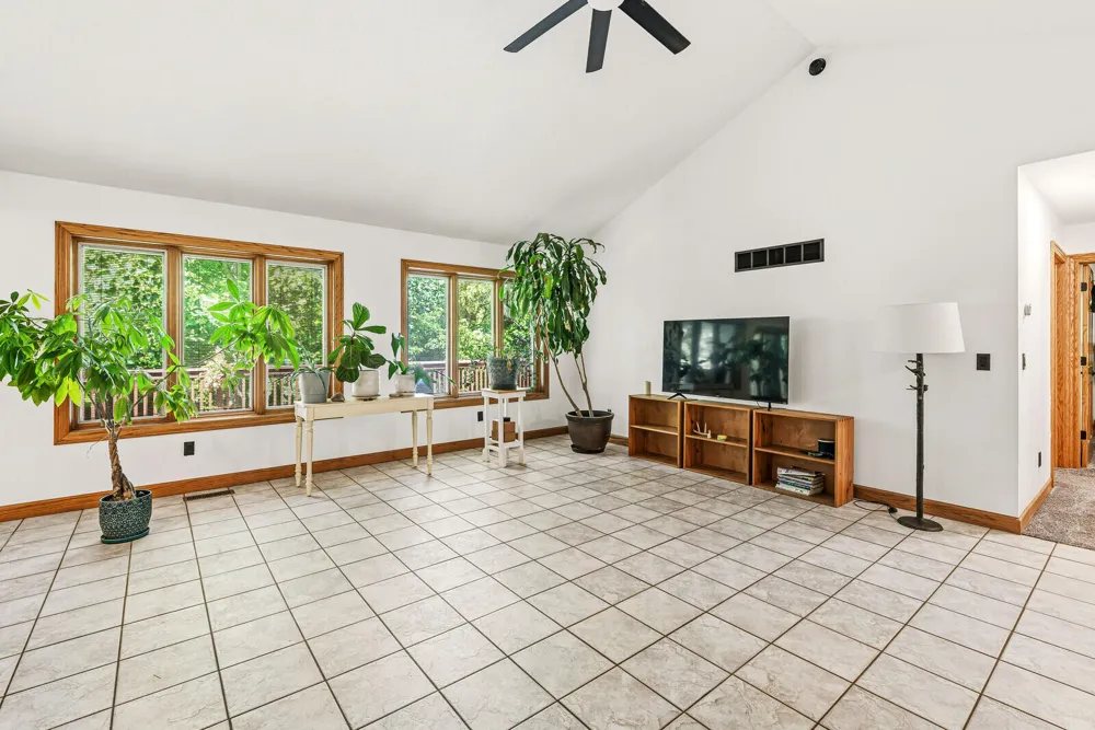 12033 Shavehead Porter Township, MI 49061