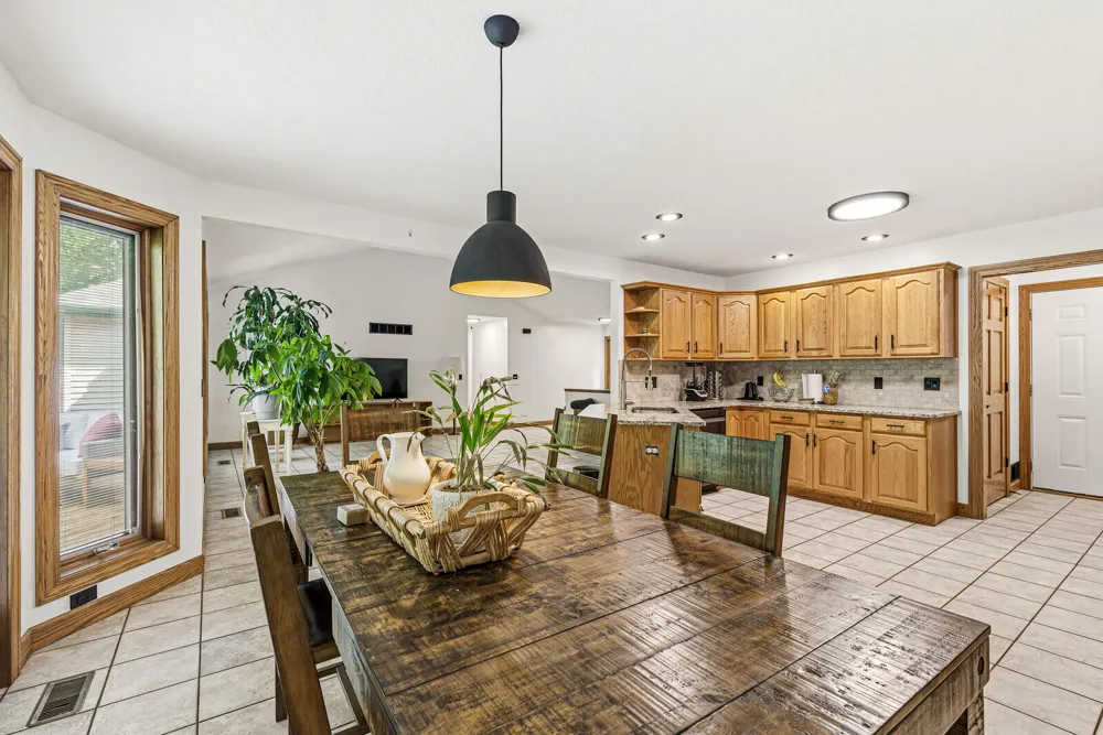 12033 Shavehead Porter Township, MI 49061