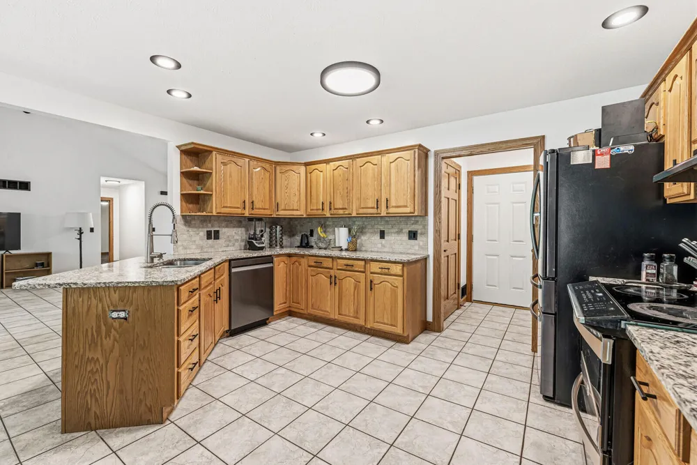 12033 Shavehead Porter Township, MI 49061