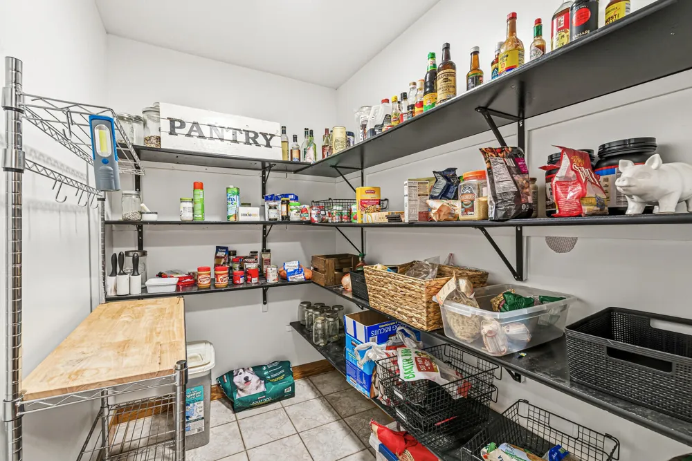 12033 Shavehead Porter Township, MI 49061