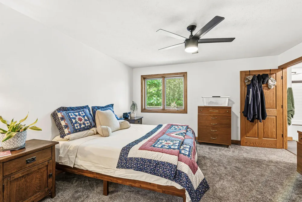 12033 Shavehead Porter Township, MI 49061