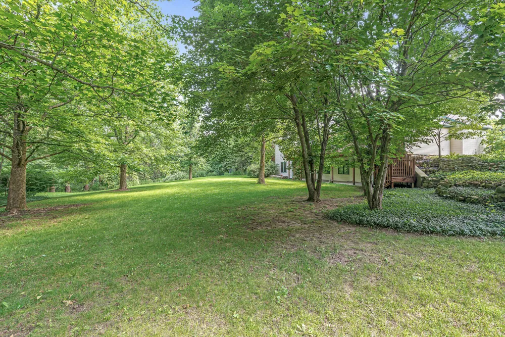 12033 Shavehead Porter Township, MI 49061