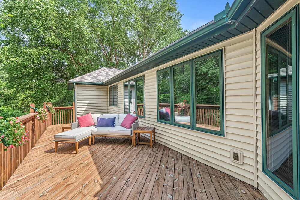 12033 Shavehead Porter Township, MI 49061