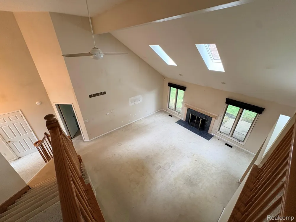43336 Herring Drive Clinton Charter Township, MI 48038