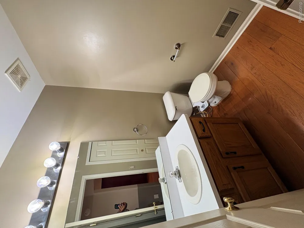 43336 Herring Drive Clinton Charter Township, MI 48038