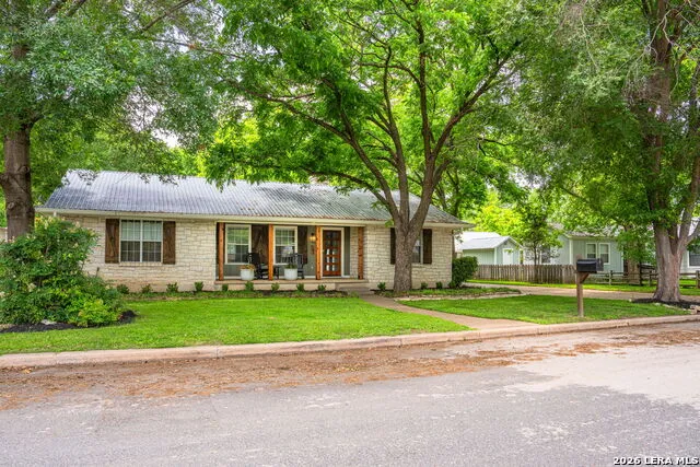 506 LINCOLN ST Fredericksburg, TX 78624